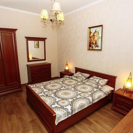 Apartment Near Museum Lviv Ngoại thất bức ảnh