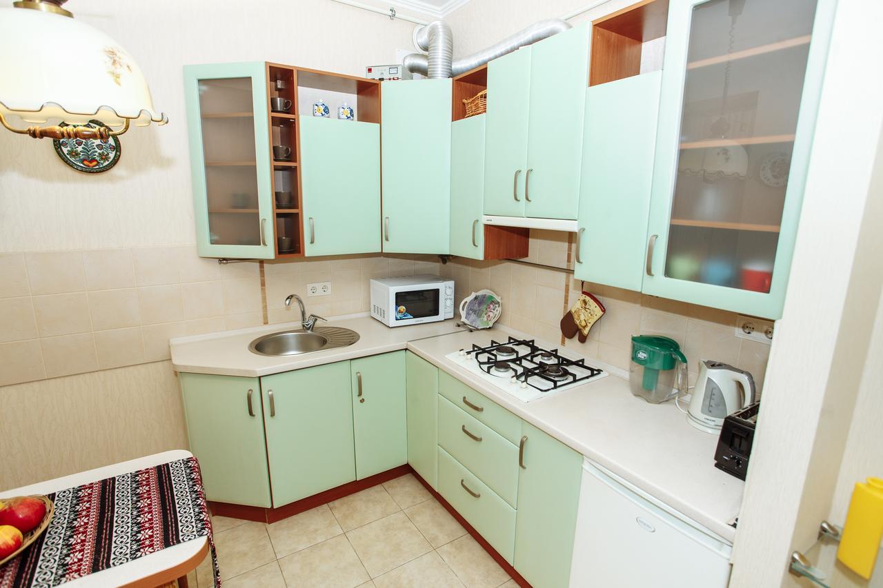 Apartment Near Museum Lviv Ngoại thất bức ảnh