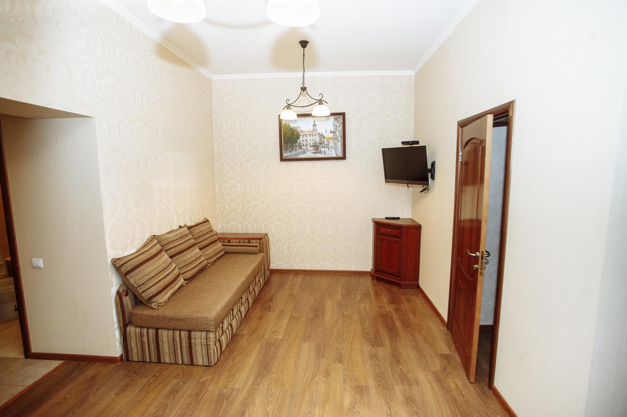 Apartment Near Museum Lviv Ngoại thất bức ảnh