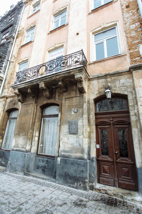 Apartment Near Museum Lviv Ngoại thất bức ảnh